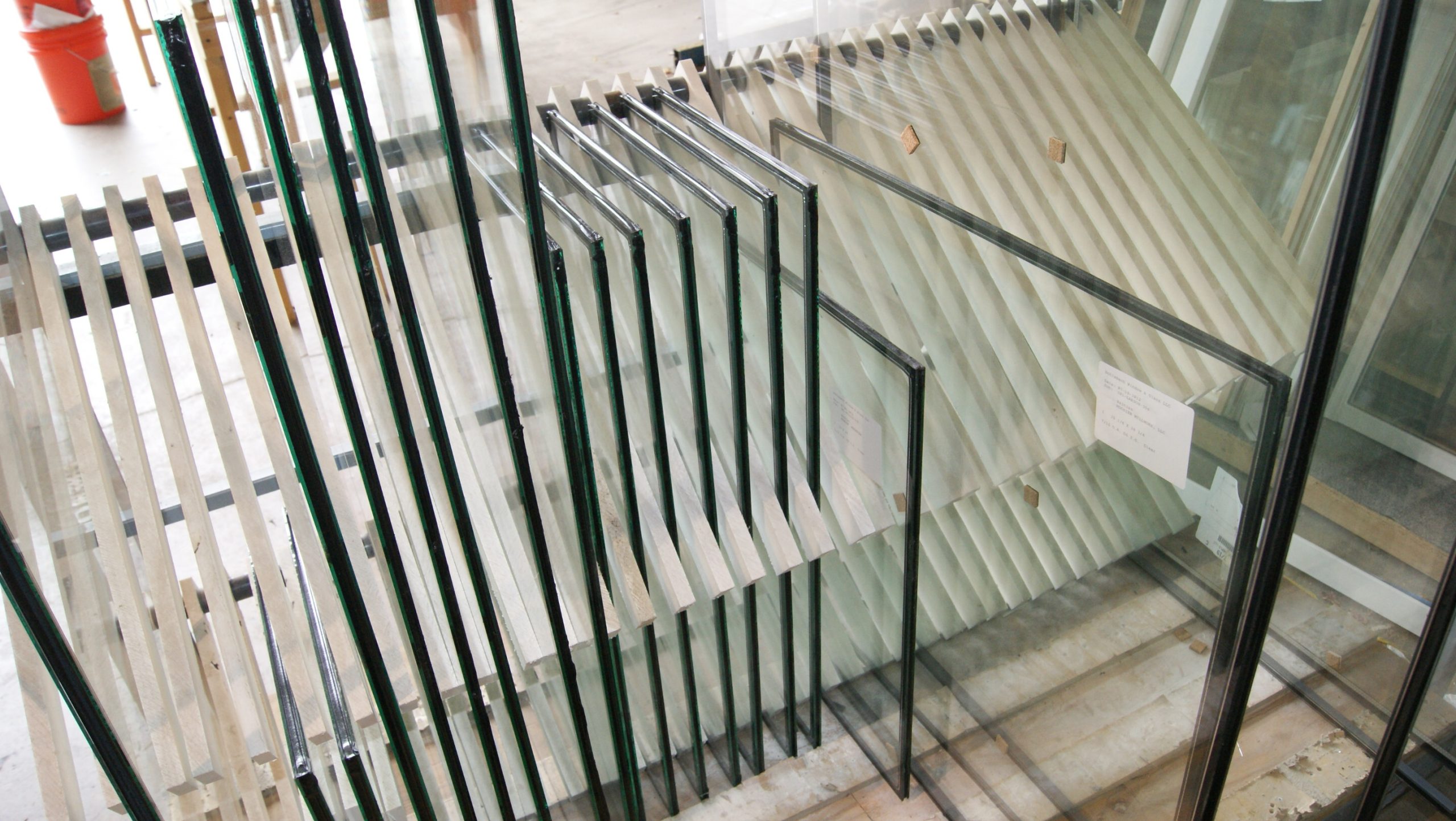 As well as the other parts of windows unit, such as profile, fittings, sealing, side welding, are also of high importance. Let's take a closer look at each window unit...